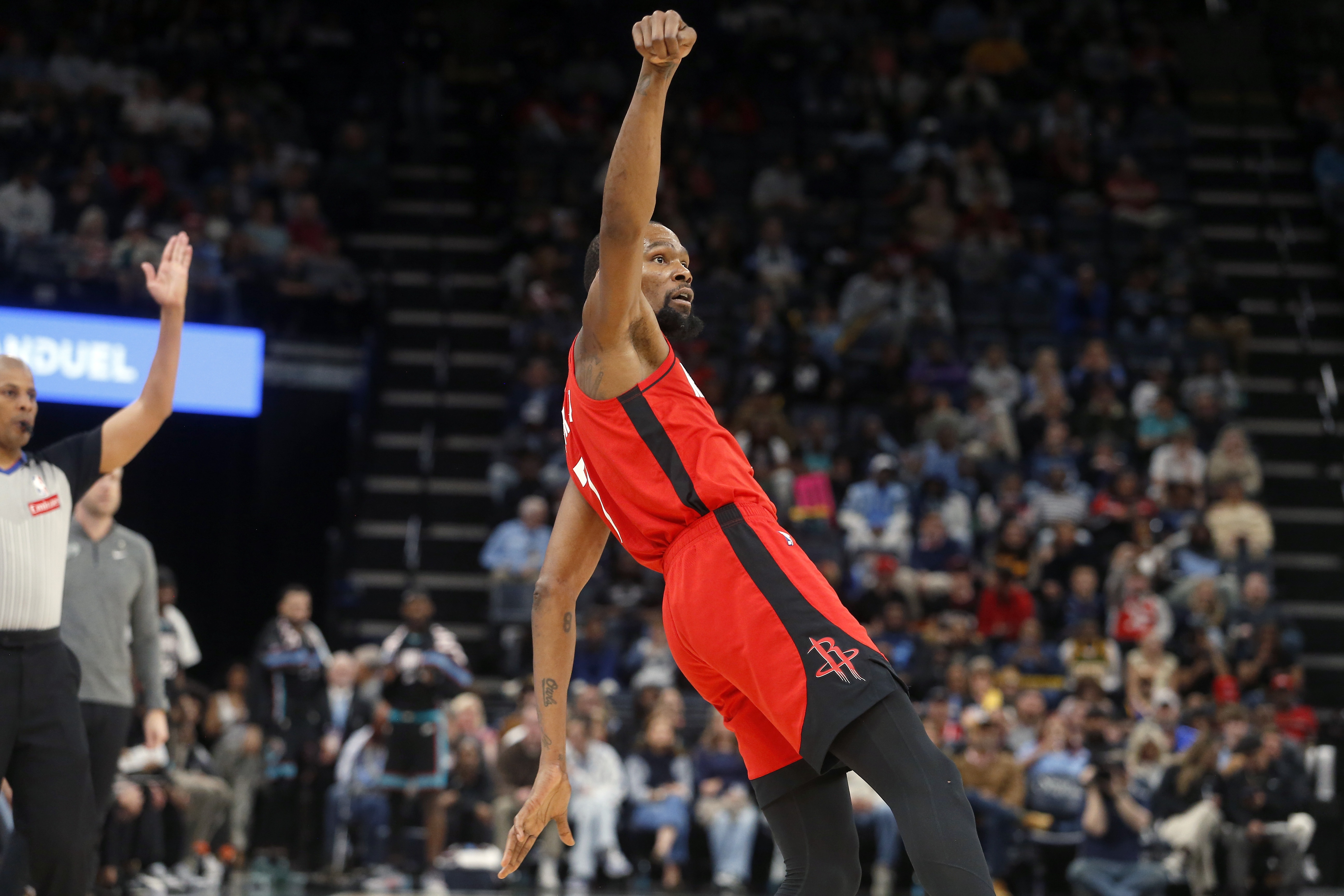 规则讲解-杜兰特最近5场场均28.4分5.2板7.4助 投篮命中率52.7% 三分41.7%